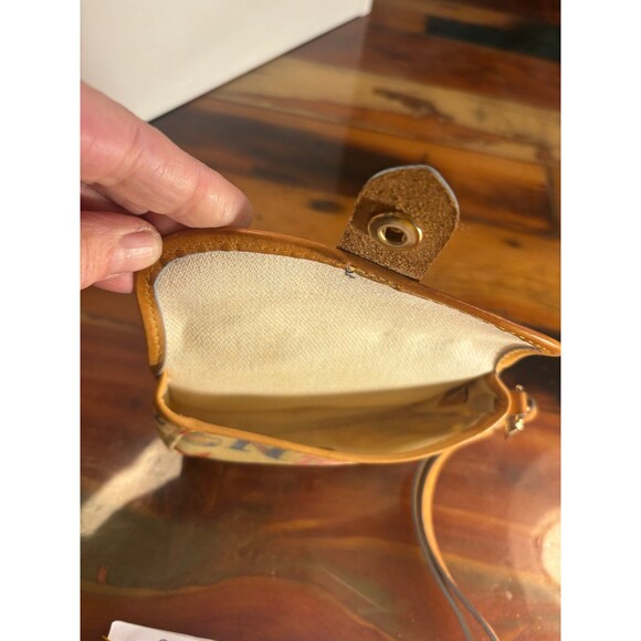 Dooney and Bourke vintage wristlet - Picture 3 of 3